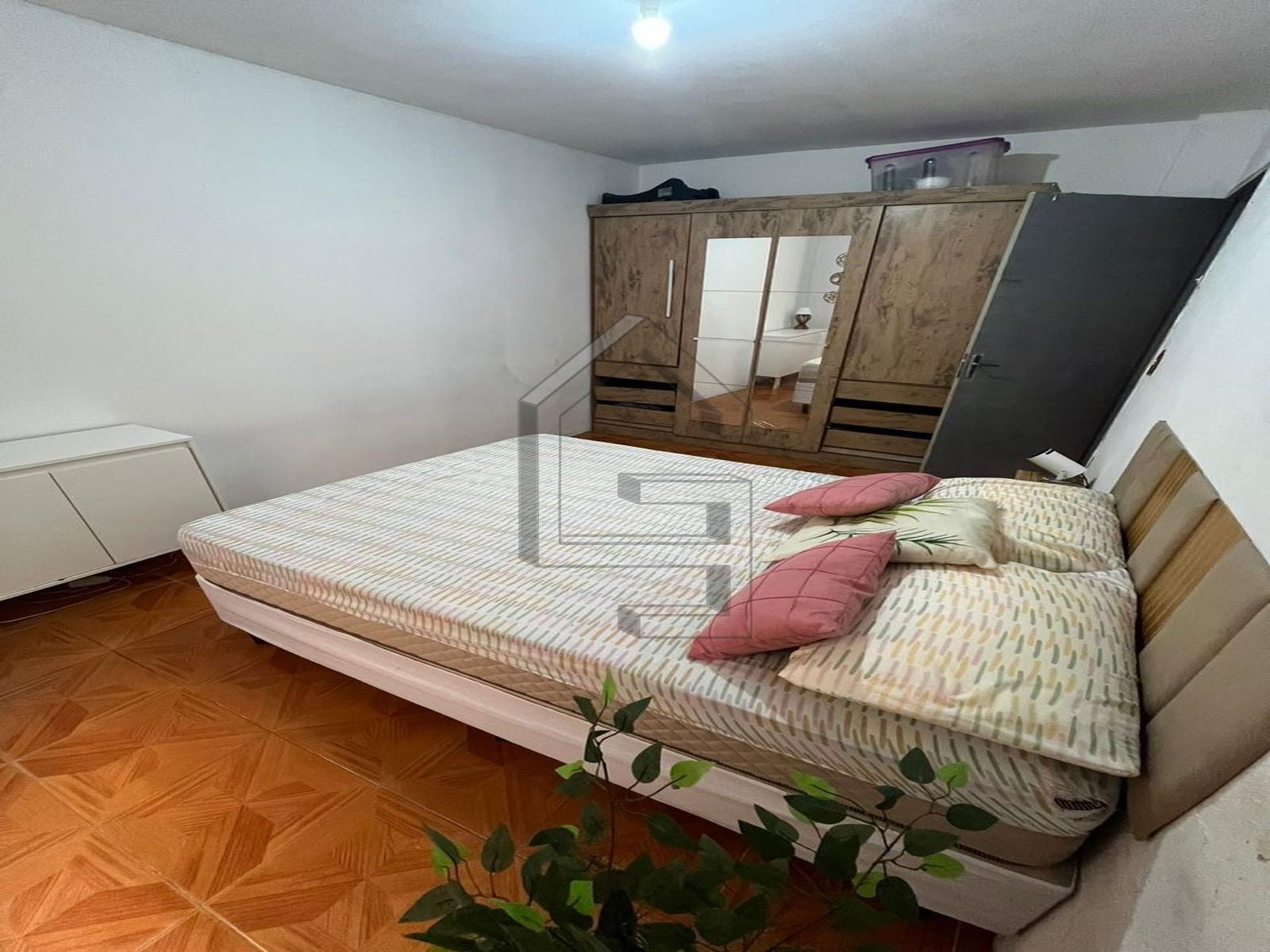 Image D